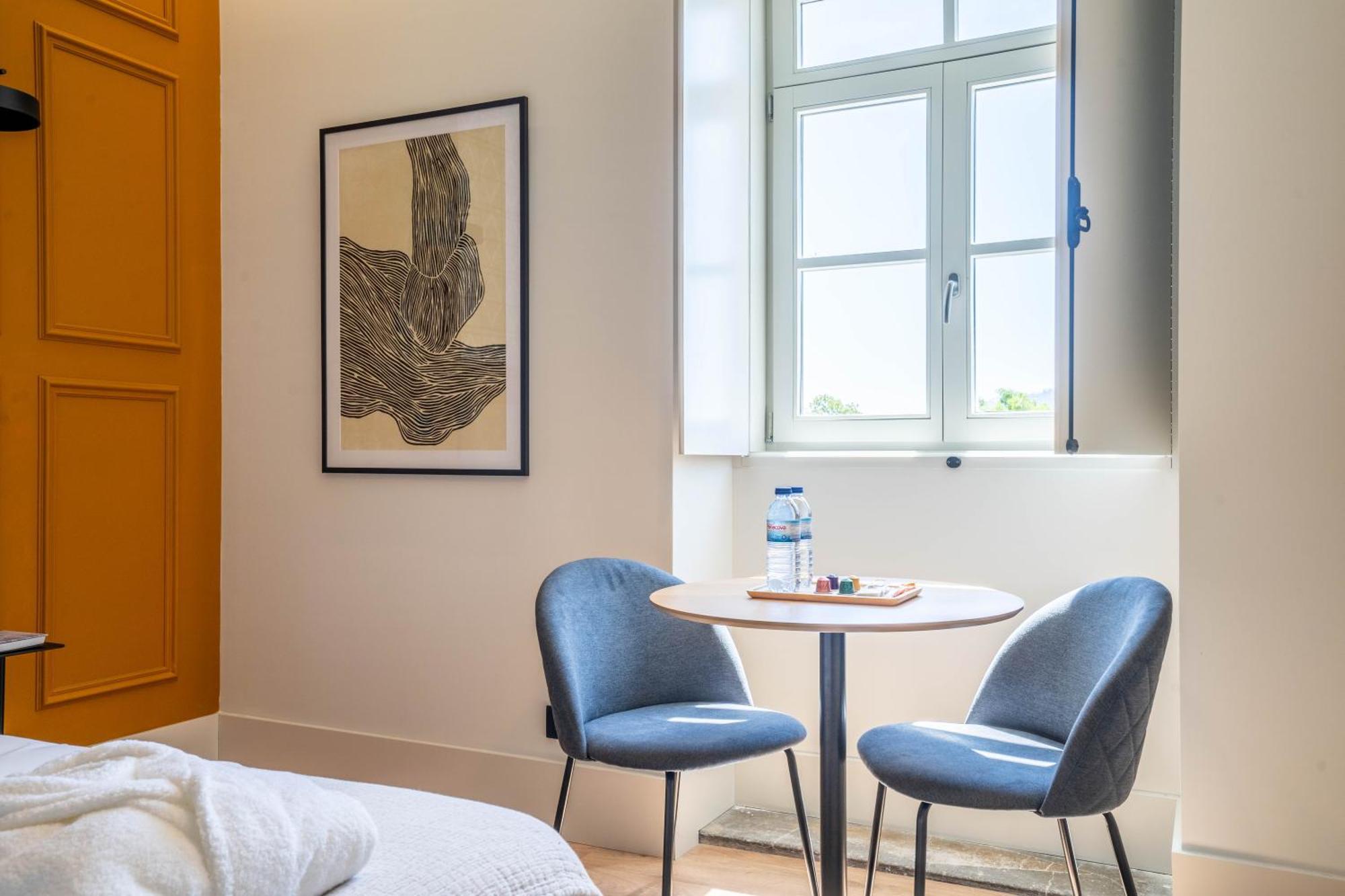 Gigantones Guesthouse Виана до Кастело Екстериор снимка