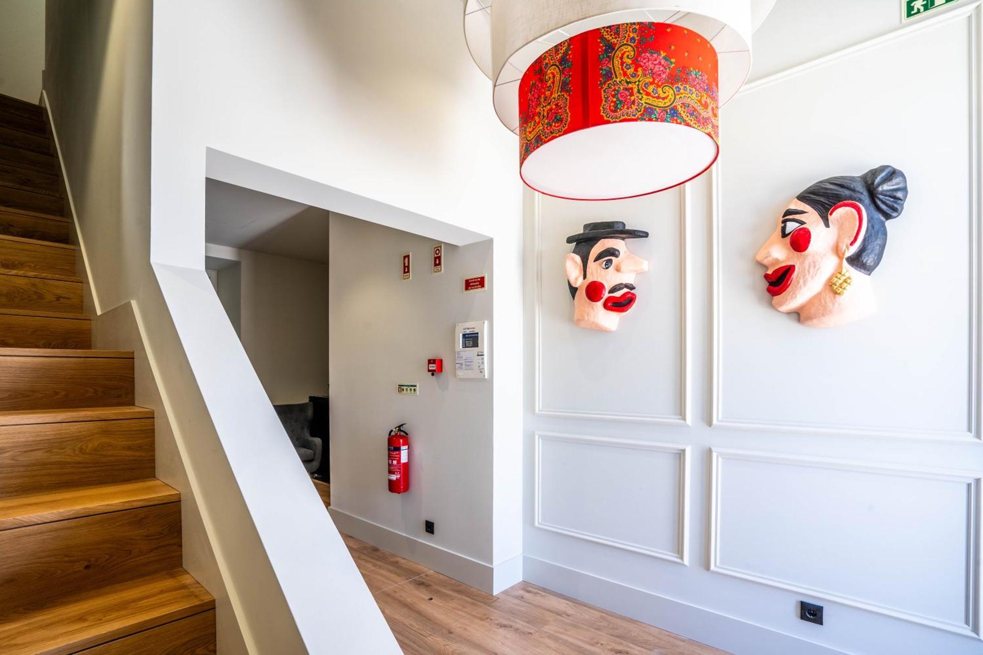 Gigantones Guesthouse Виана до Кастело Екстериор снимка