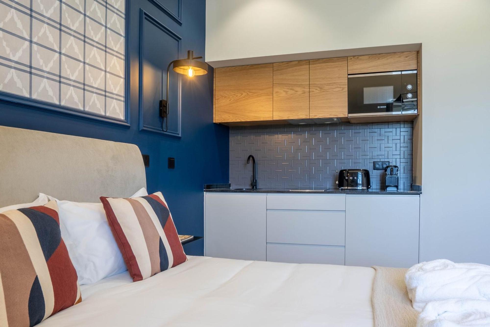 Gigantones Guesthouse Виана до Кастело Екстериор снимка
