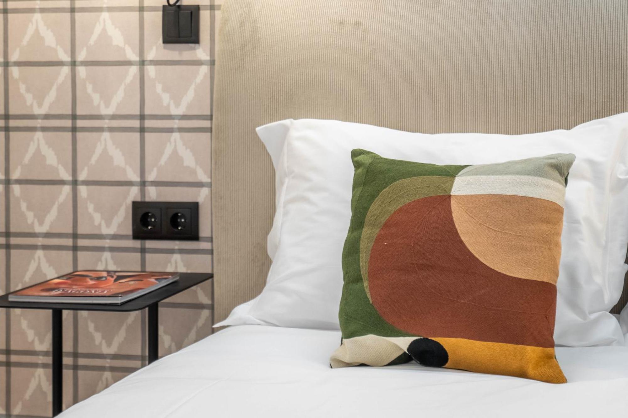 Gigantones Guesthouse Виана до Кастело Екстериор снимка